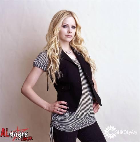 Avril Lavigne и её поклоники захдите пишите в коментарии жду!!!