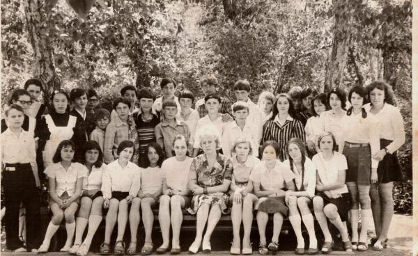 Одноклассники: выпуск 10А 1980  СШ 1 г. Кокчетав